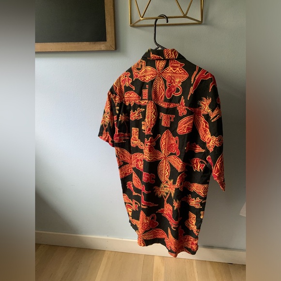 USC Heritage College Hawaiian Shirt - Picture 2 of 8